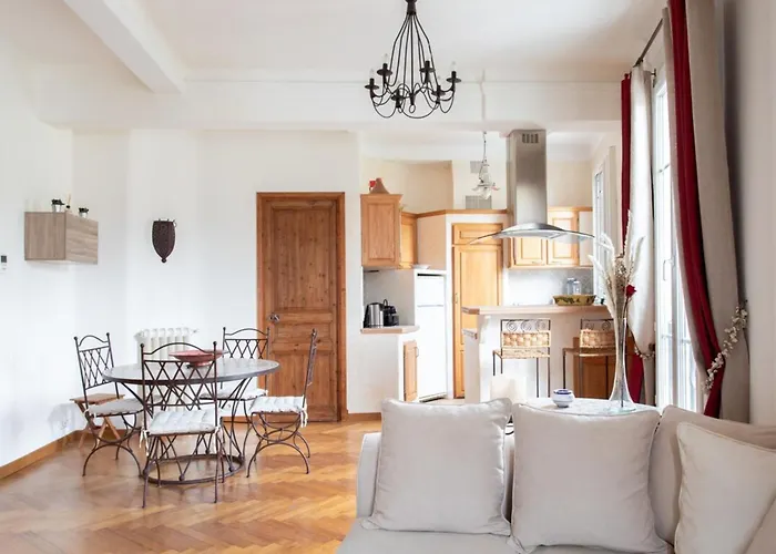 Horla Furnished Flat Апартаменты Ницца
