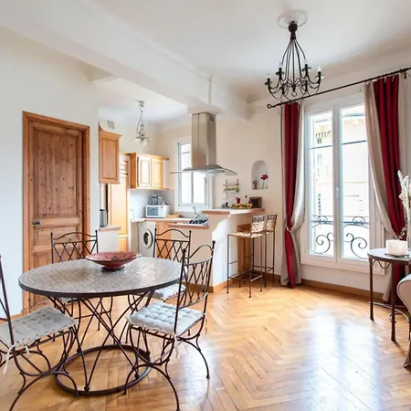 Horla Furnished Flat * Ницца