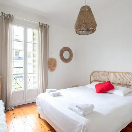 Horla Furnished Flat Ницца